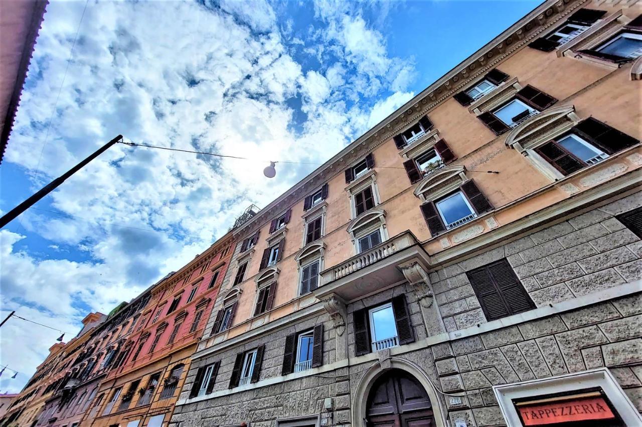 Bellezza Al Colosseo - B&B & Apts Rzym Zewnętrze zdjęcie